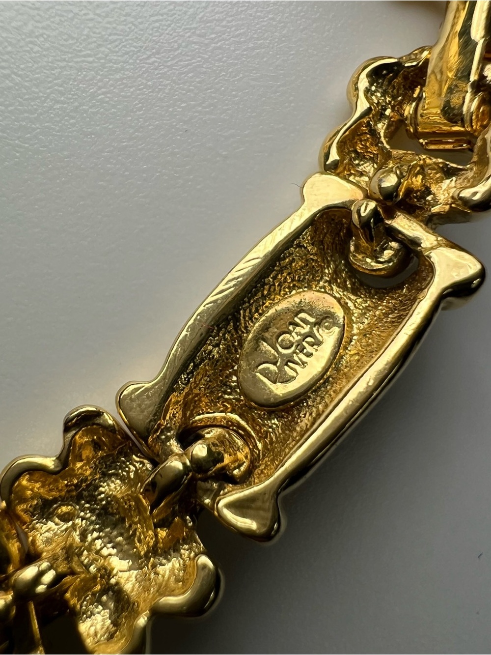 Joan Rivers gold-tone tennis bracelet links with embedded round crystals - Picture 4 of 4